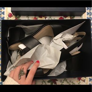 Cole Hann Brand New Black Leather Sandals